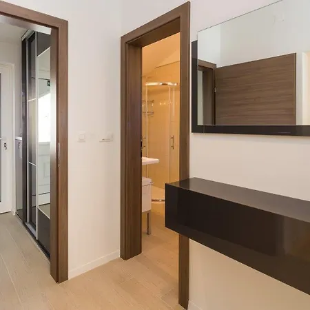 Apartment Modern Irma Split